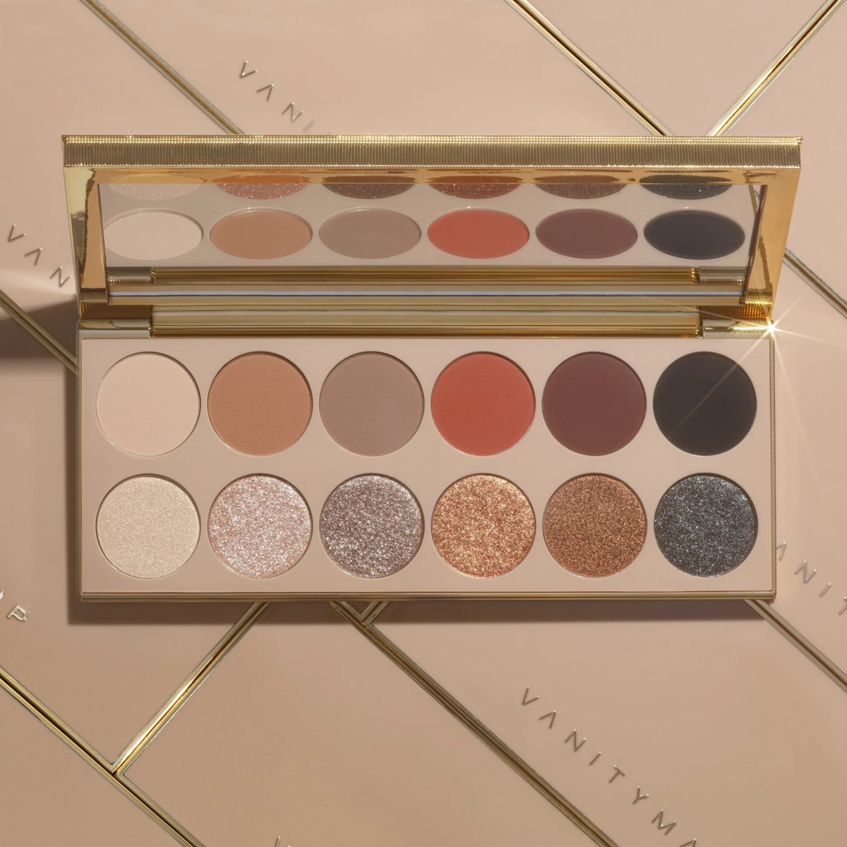 The Signature Eyeshadow Palette