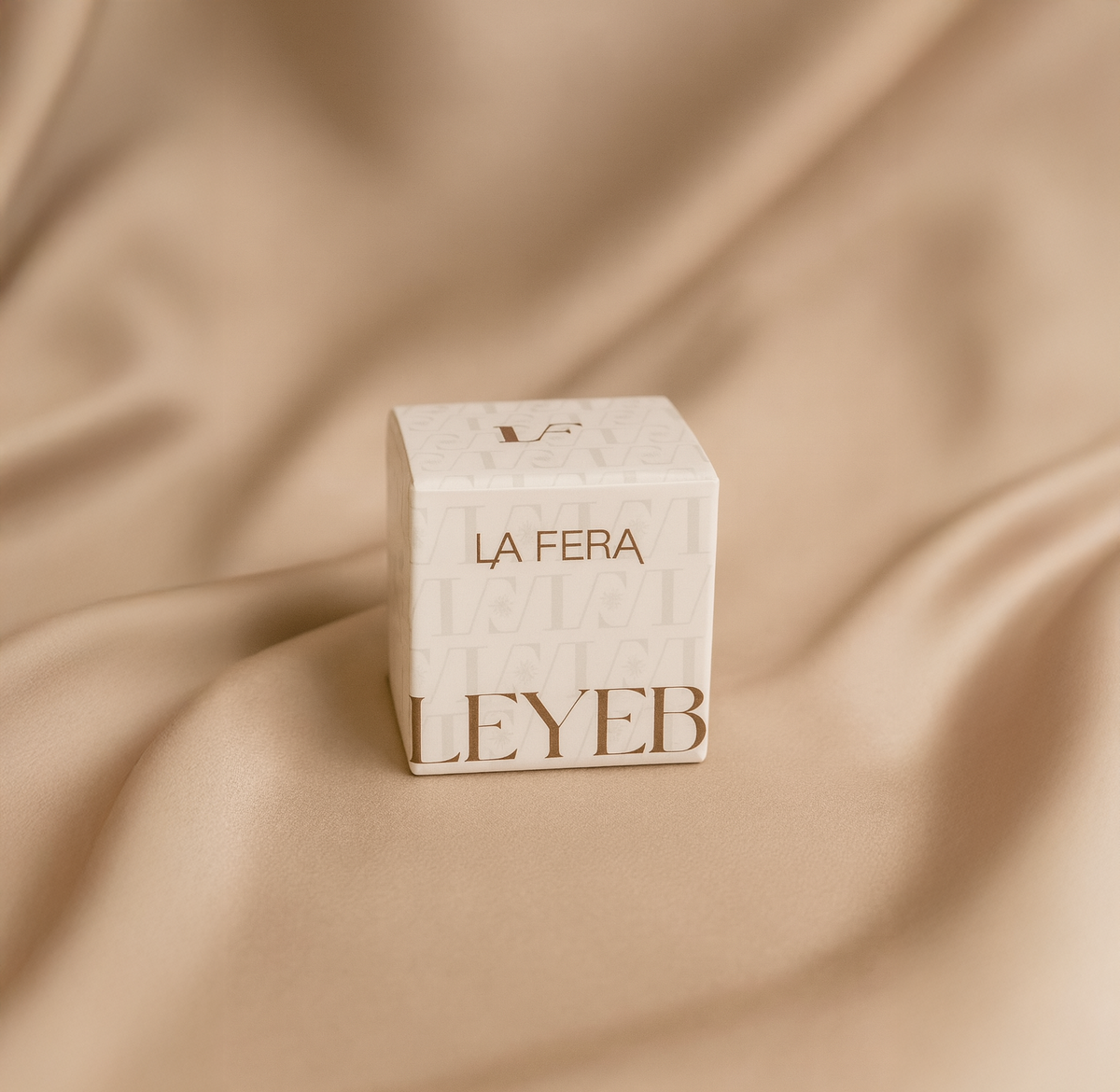 LA FERA Gel Eyebrow