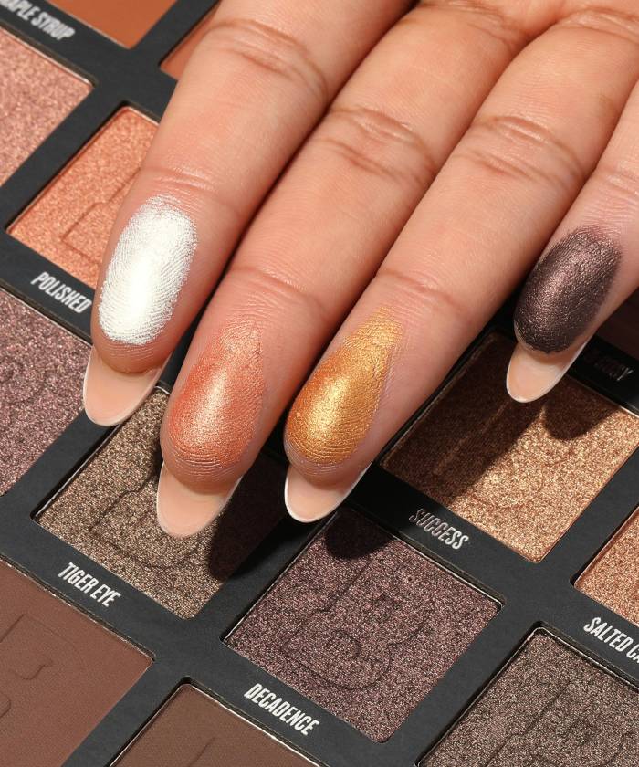 Beauty Bay NUDE 42 COLOUR PALETTE
