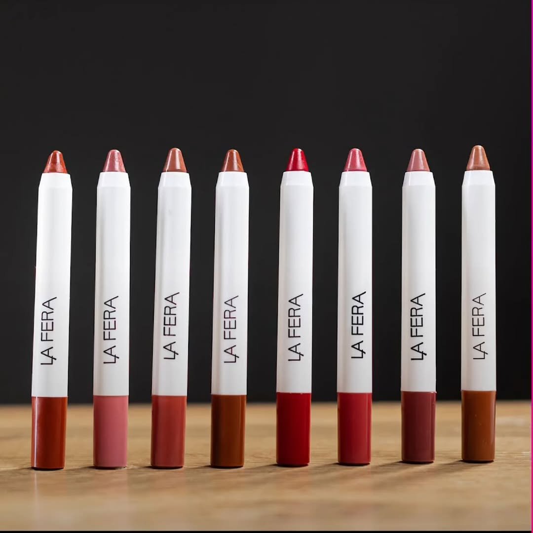 LA FERA Lip Crayon Lipstick